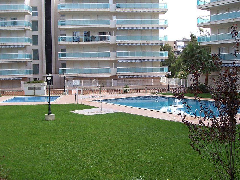 Apartamentos Ventura Village Park サロウ エクステリア 写真